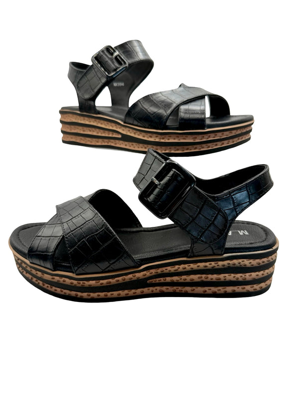 M394 Black
