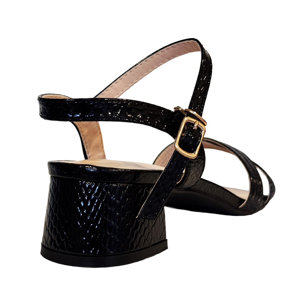 15C3241-8419-7 Black