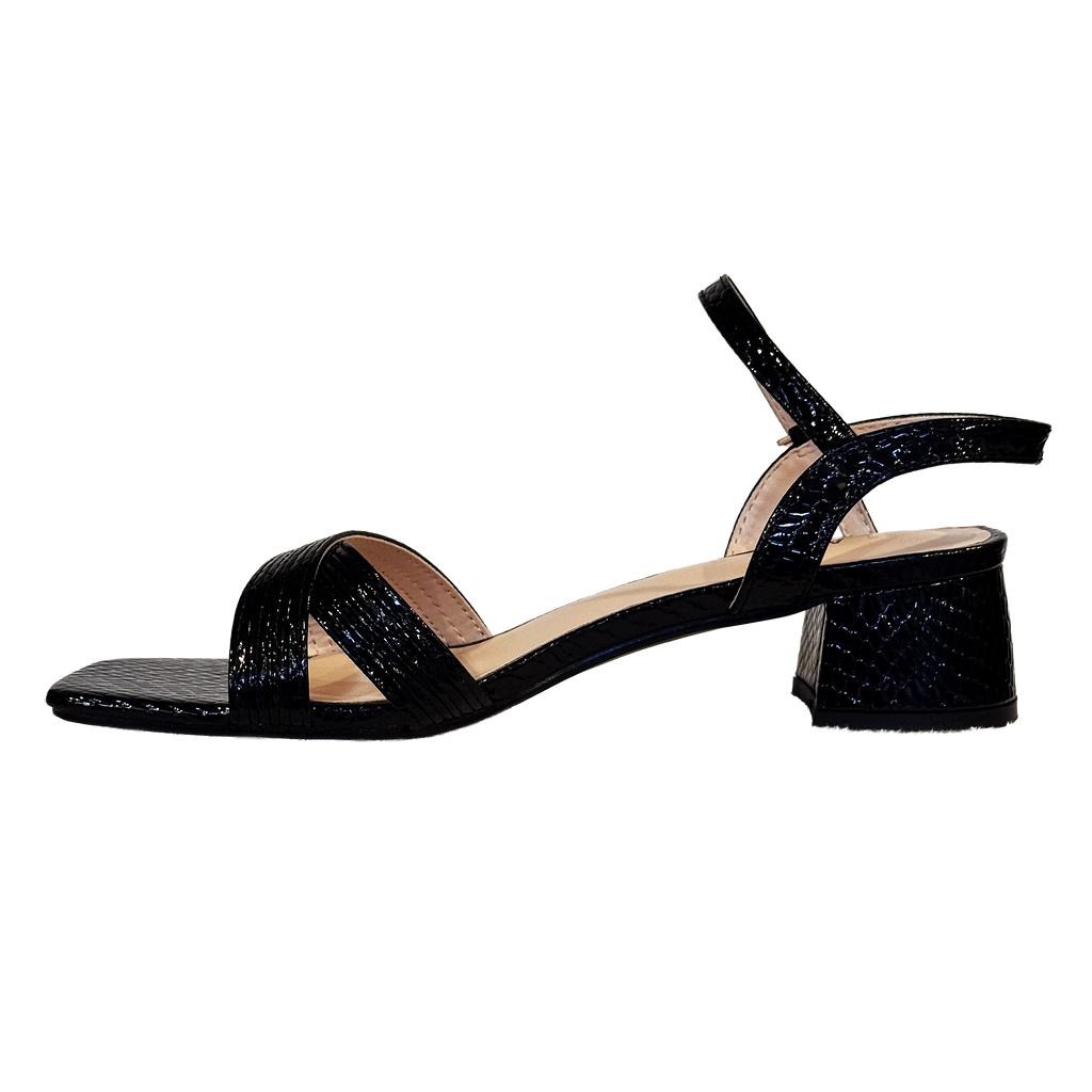 15C3241-8419-7 Black