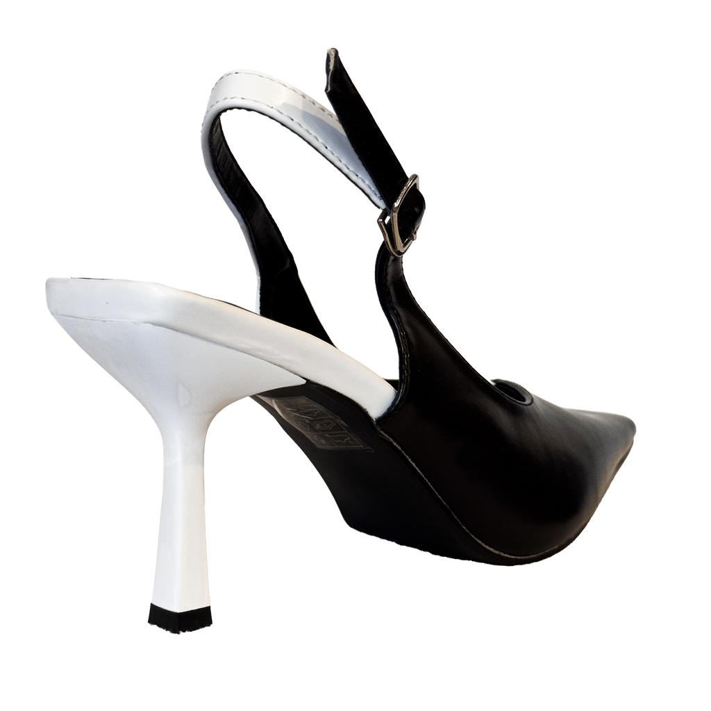 15C8479-XR02 Black White