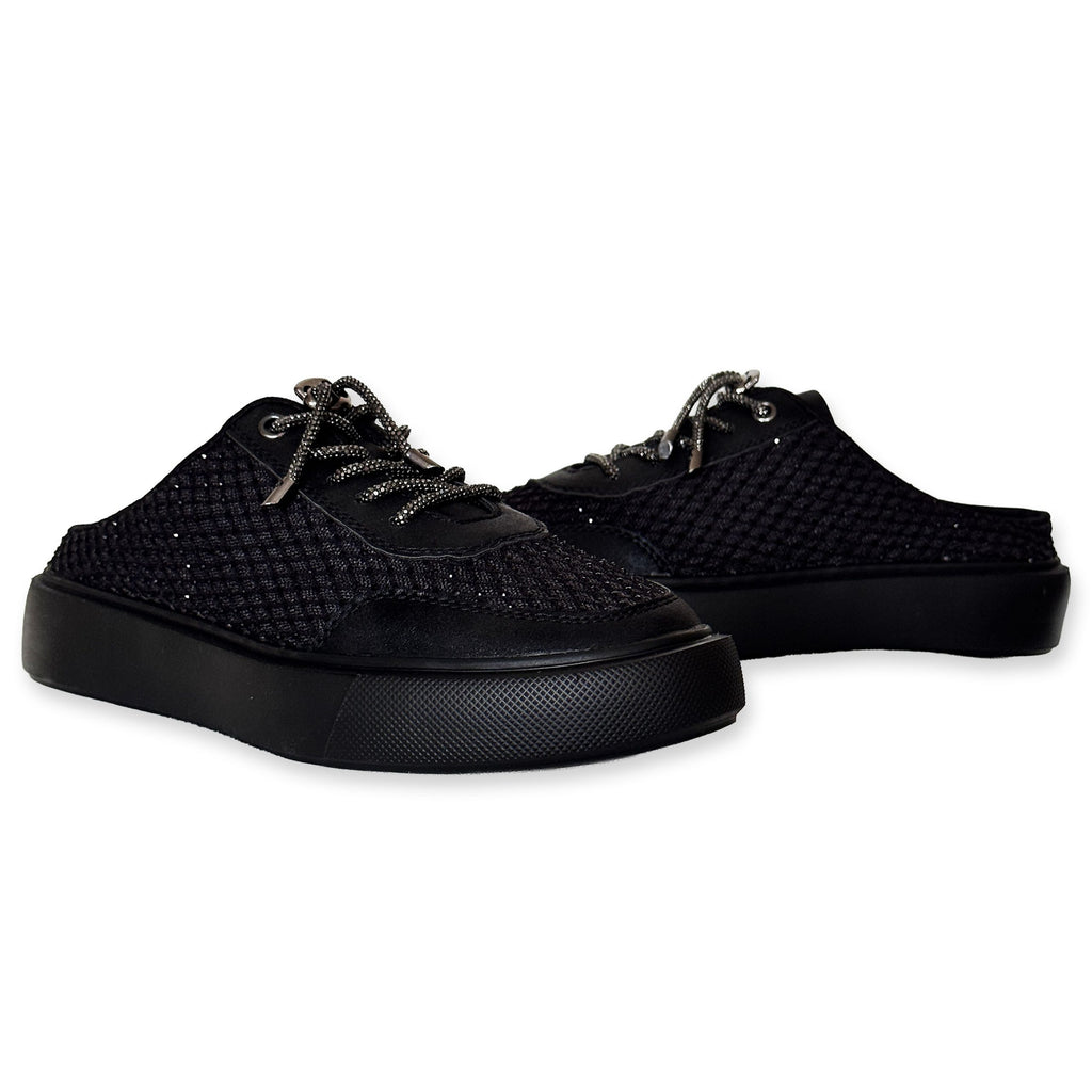 M348 - Black