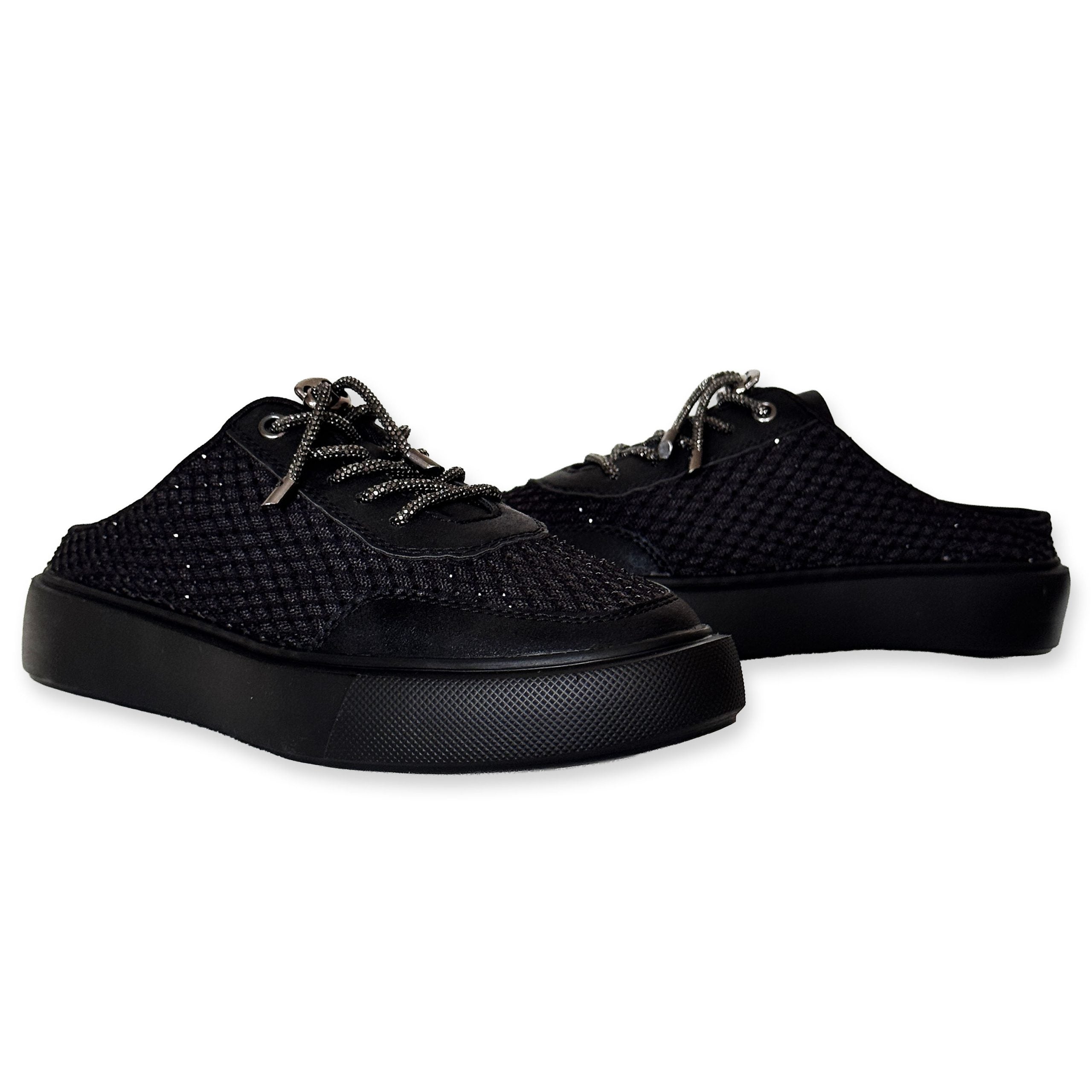 M348 - Black