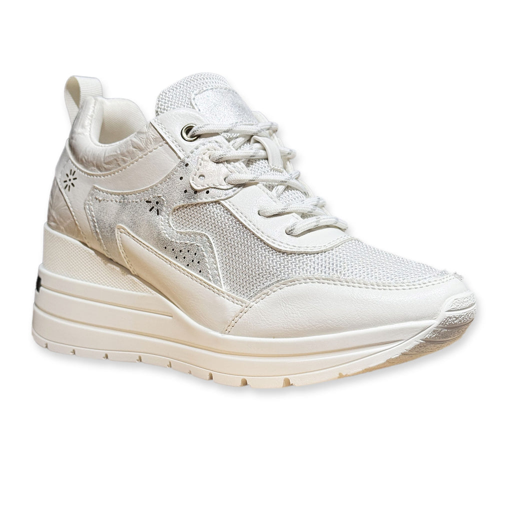 M352 - White